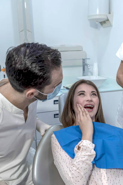 Best Dentist Open Late Near Me  in Fort Polk South, LA